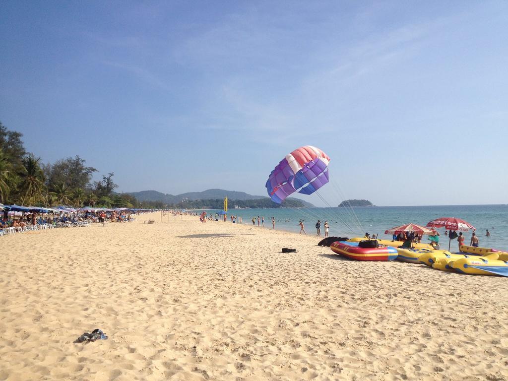 Lap Roi Karon Beachfront By Shanaya Buitenkant foto